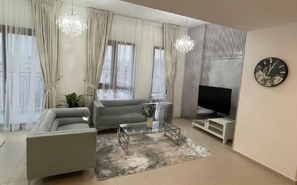 Zahra Breeze Apartments 3B